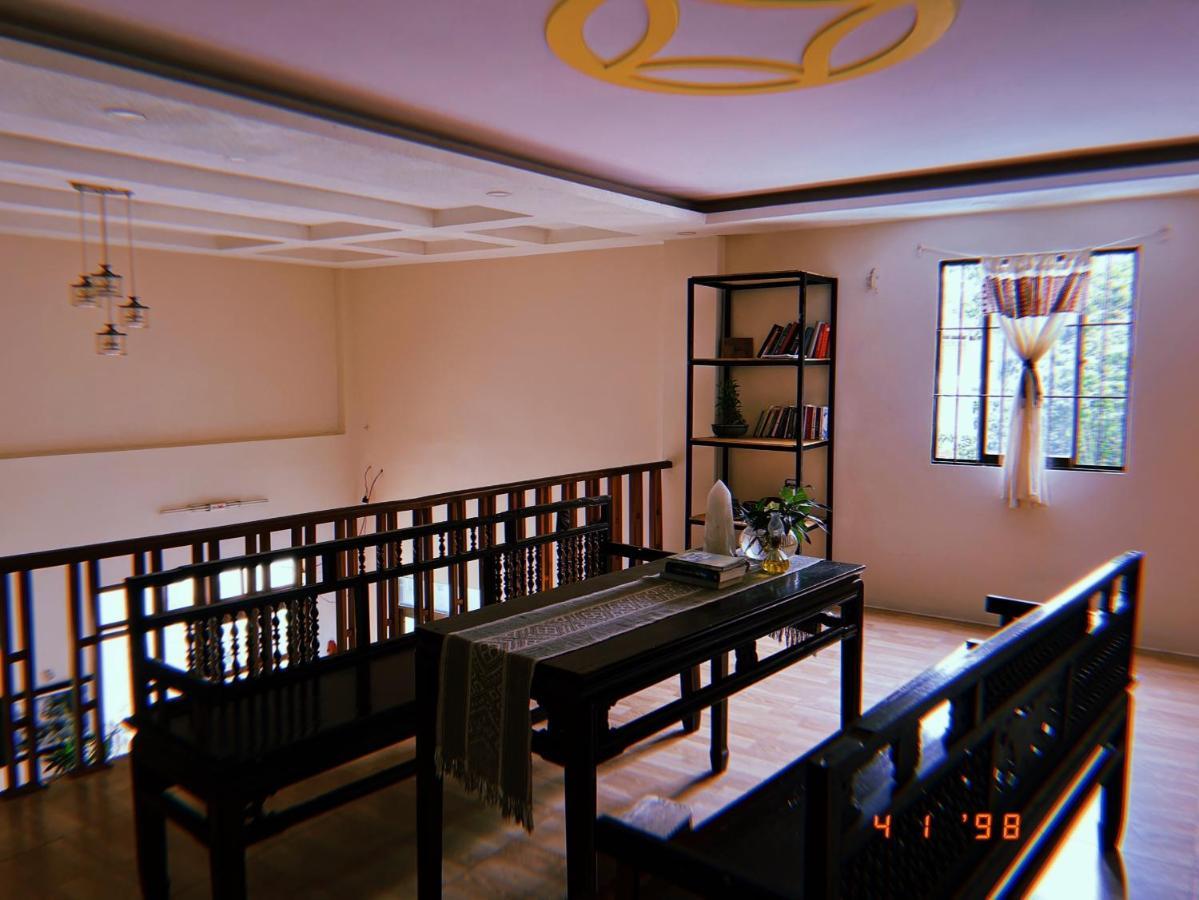 Nhà Qui Bản Apartamento Duong Dong Exterior foto