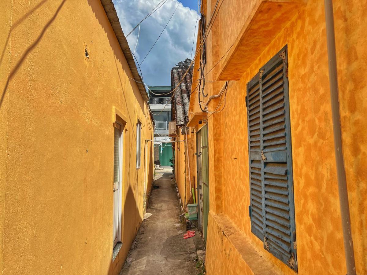 Nhà Qui Bản Apartamento Duong Dong Exterior foto