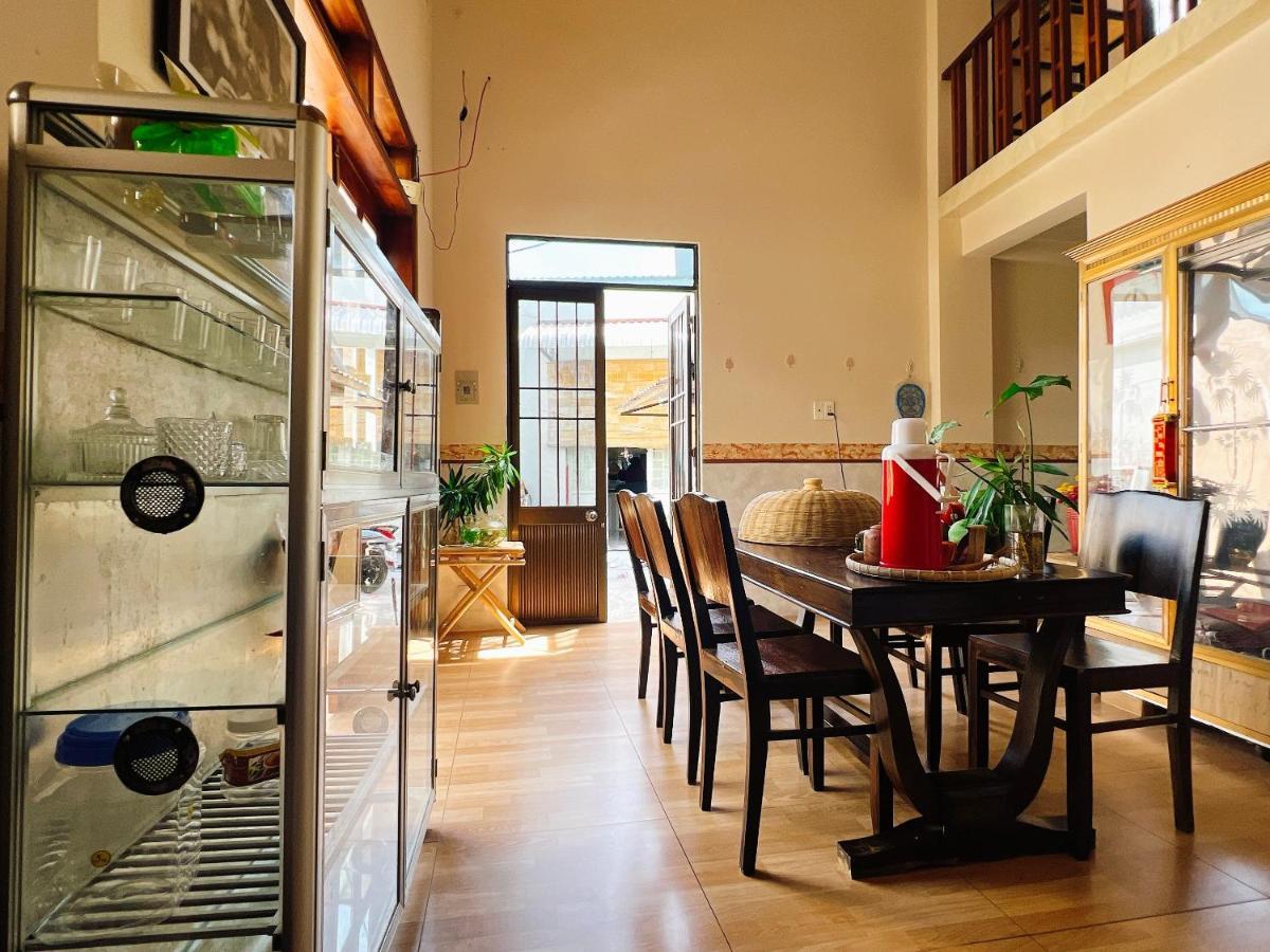 Nhà Qui Bản Apartamento Duong Dong Exterior foto