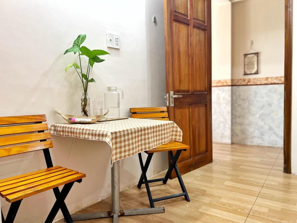 Nhà Qui Bản Apartamento Duong Dong Exterior foto