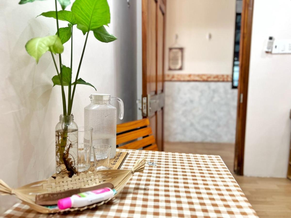 Nhà Qui Bản Apartamento Duong Dong Exterior foto