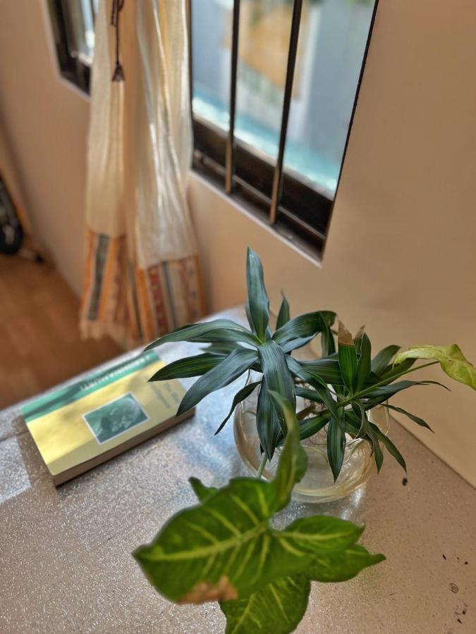 Nhà Qui Bản Apartamento Duong Dong Exterior foto