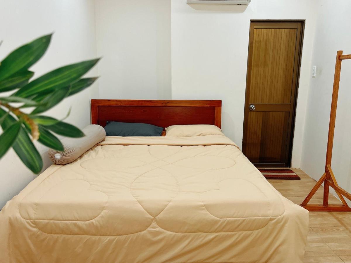 Nhà Qui Bản Apartamento Duong Dong Exterior foto