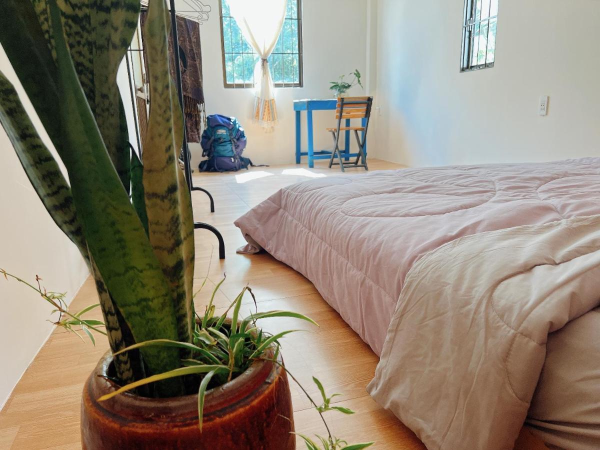 Nhà Qui Bản Apartamento Duong Dong Exterior foto